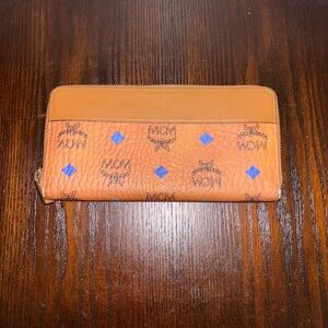 MCM Brown Black Blue Clutch Portuna Cognac Visetos Zip Around Wallet